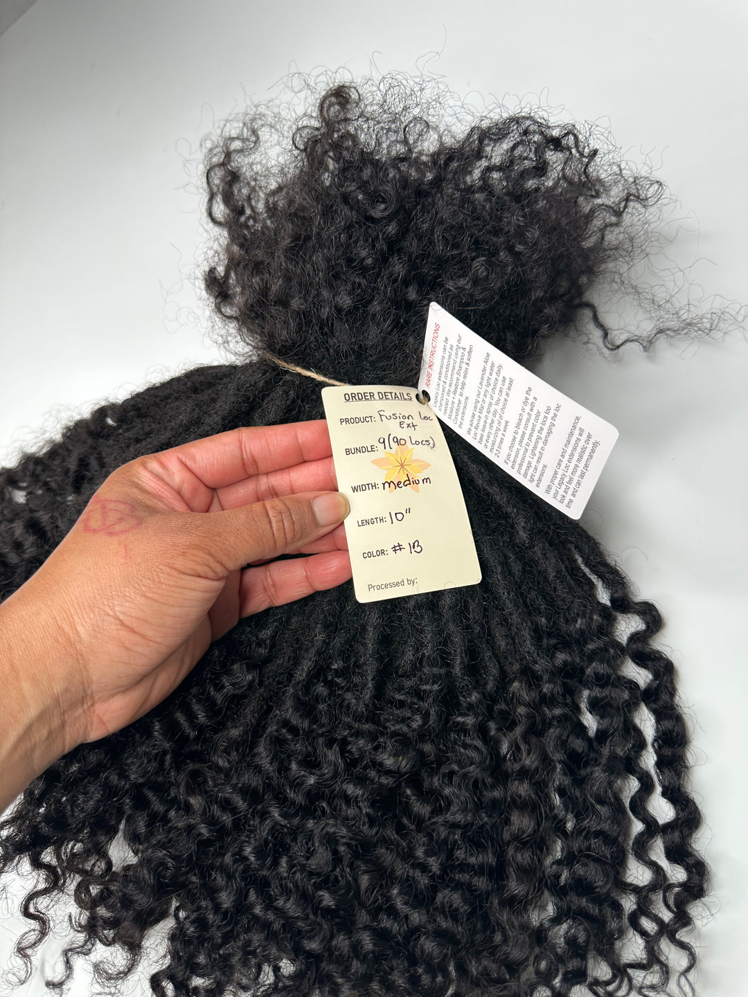 Medium Width-Fluffy Fusion Loc Extensions *90 Loc Bundle*(READY TO SHIP IN 1-3 BUSINESS DAYS)