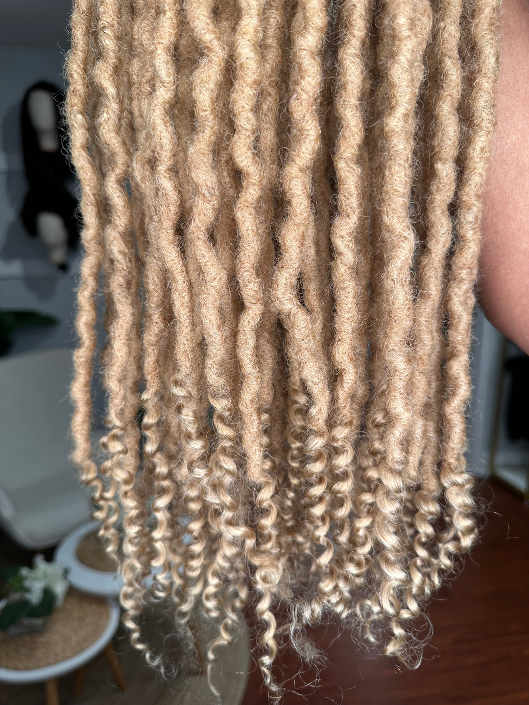 Medium Width- Goddess  Loc Extensions *50 Loc Bundle*(READY TO SHIP IN 1-3 BUSINESS DAYS)