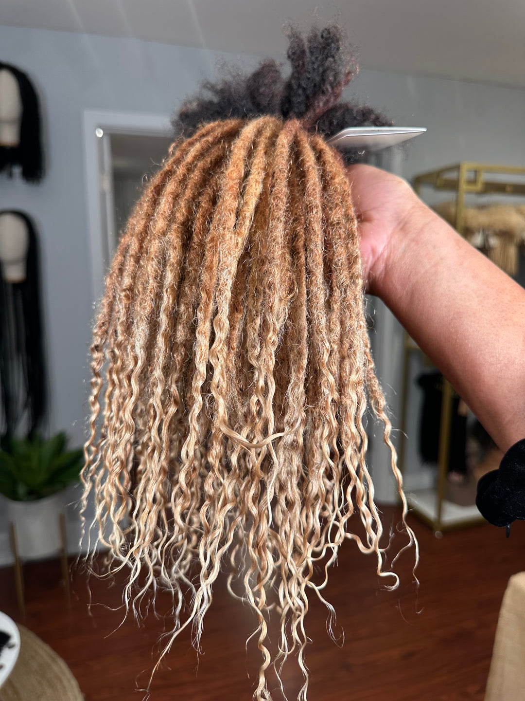 Small Width-Textured Coil  Loc Extensions *80 Locs Bundle*(READY TO SHIP IN 1-3 BUSINESS DAYS)