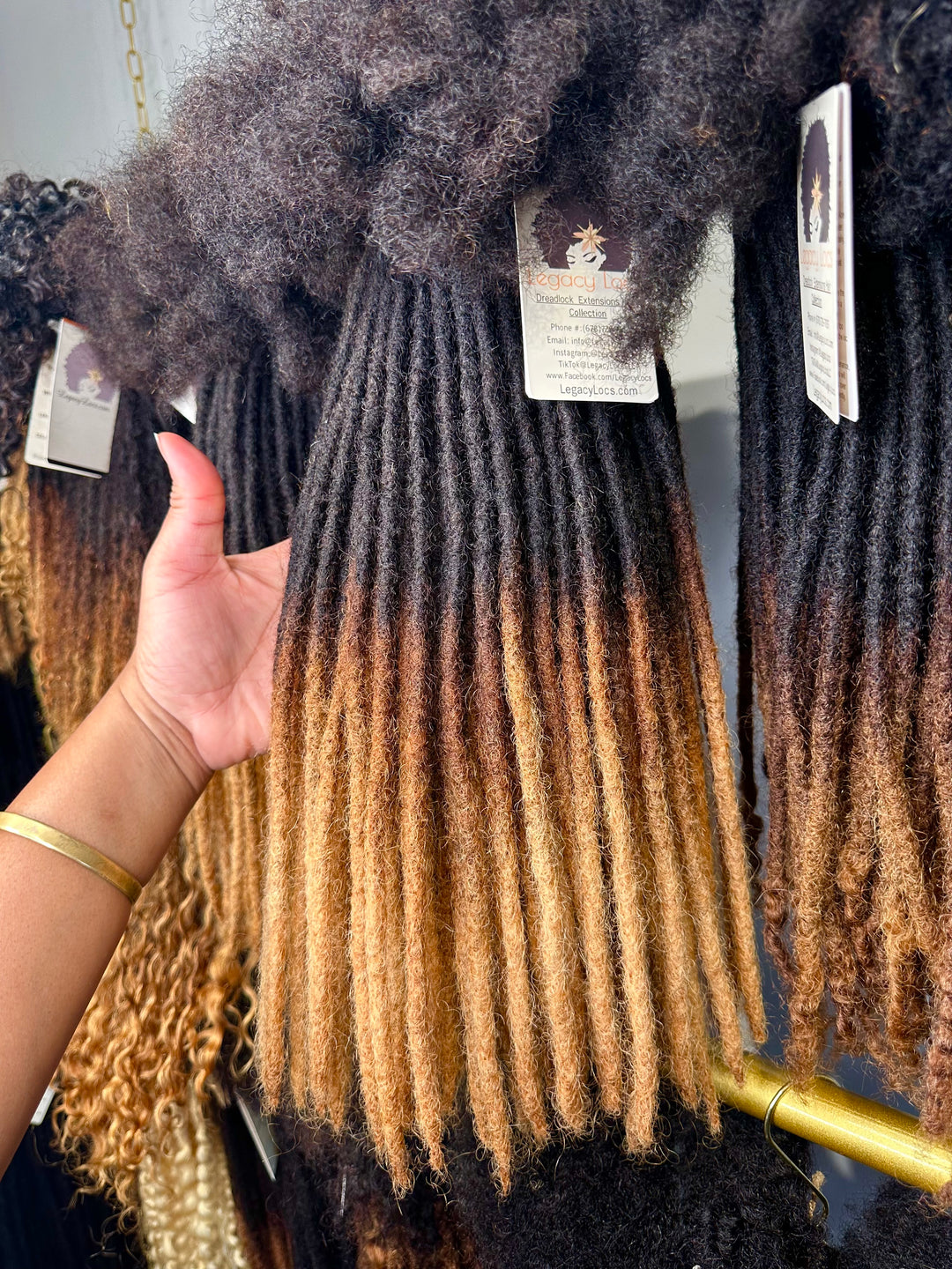 Small Width-Standard Loc Extensions *100 or 90 Loc Bundles*(READY TO SHIP IN 1-3 BUSINESS DAYS)