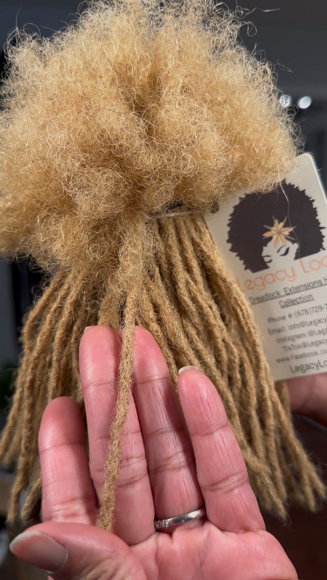 Micro Width-Interloc'd  Loc Extensions *140 Locs Bundle*(READY TO SHIP IN 1-3 BUSINESS DAYS)